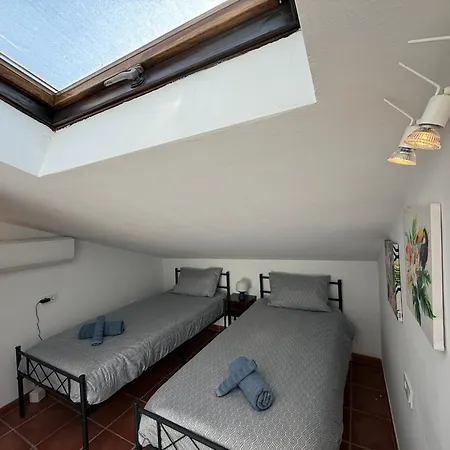 Estepona Old Town Gem • 5 Min Walk To Beach Дом отдыха