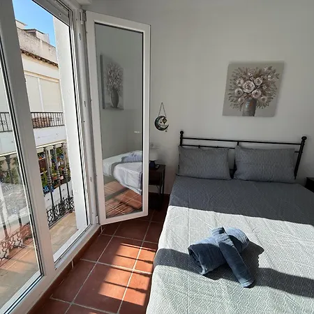 Estepona Old Town Gem • 5 Min Walk To Beach