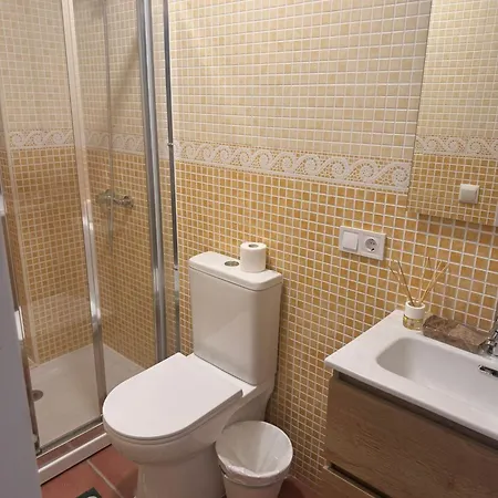 Old Town! 3bed House 5min Walk To *