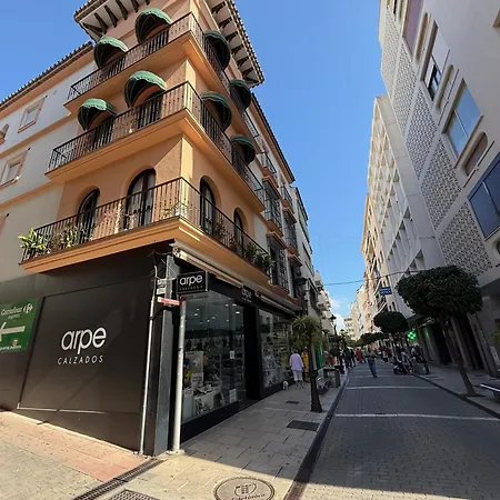 Old Town! 3bed House 5min Walk To Nyaraló Estepona