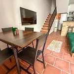 Old Town! 3bed House 5min Walk To