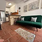 Old Town! 3bed House 5min Walk To