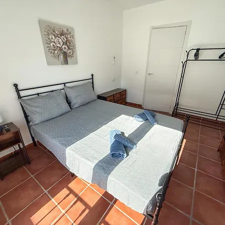 Casa Del Mar- Charming 3bd 2ba House By The Holiday home