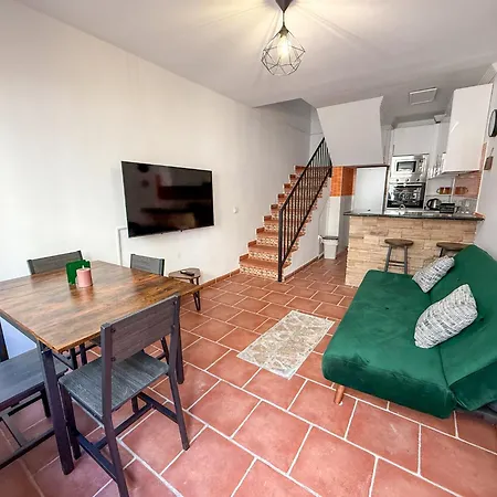 Semesterbostad Estepona Old Town Gem • 5 Min Walk To Beach Estepona