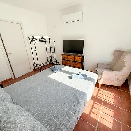 Casa Del Mar- Charming 3bd 2ba House By The Holiday home *