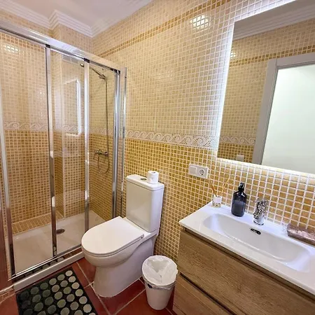 Casa Del Mar- Charming 3bd 2ba House By The Holiday home