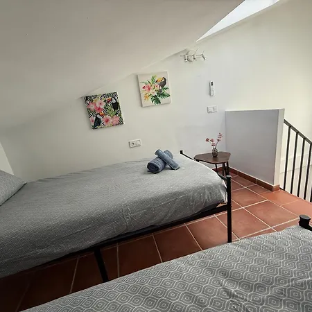 Estepona Old Town Gem • 5 Min Walk To Beach Estepona