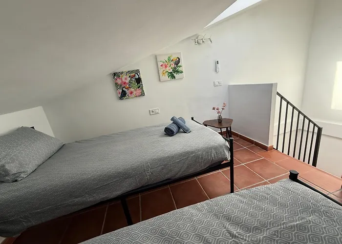 Holiday home Old Town! 3bed House 5min Walk To Estepona